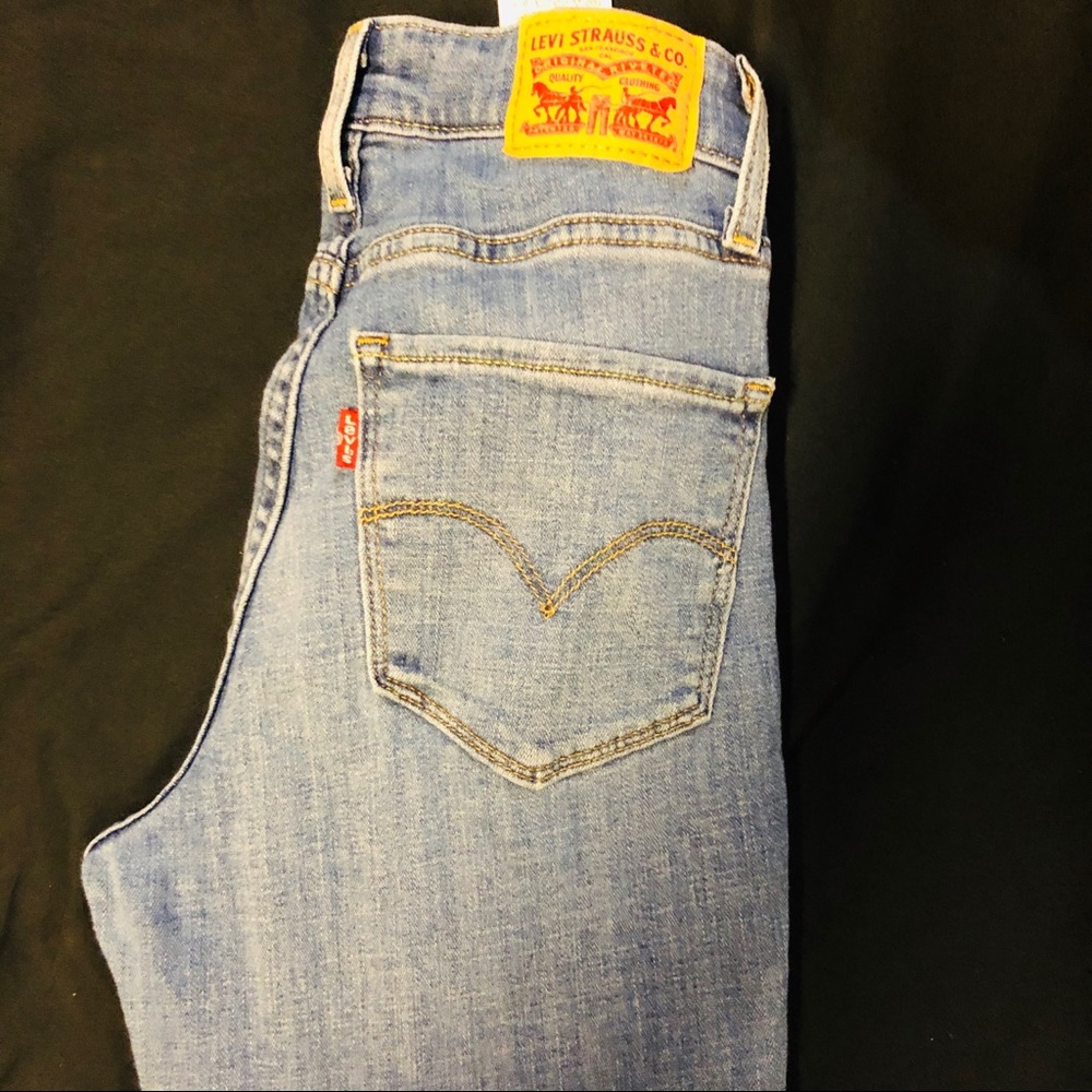 Levi jeans